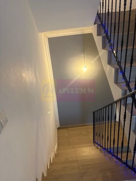 Vila tip  duplex Otopeni- 23 August.